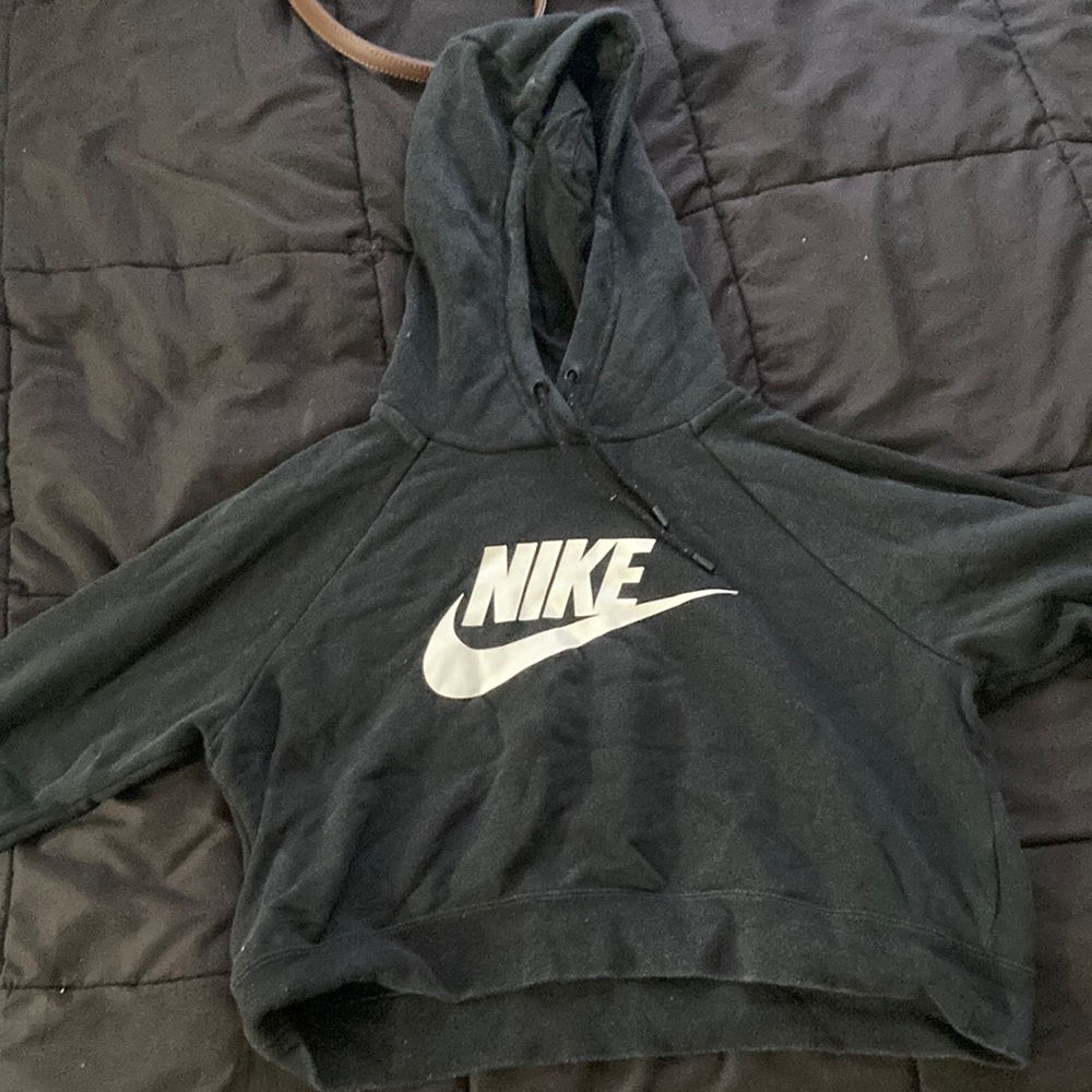 Women’s Nike cropped hoodie